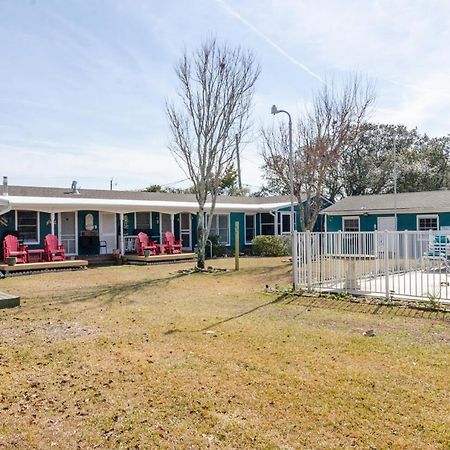 The Pelican Hidden Treasure Inn Room 2 By Bryant Real Estate Kure Beach Exterior foto