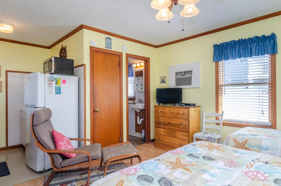 The Pelican Hidden Treasure Inn Room 2 By Bryant Real Estate Kure Beach Exterior foto